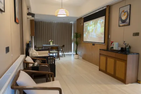 Fang Guanjia Homestay (Lucongpo Ski Resort) Отели рядом с достопримечательностью «Badonglvcongpo Ski Field»