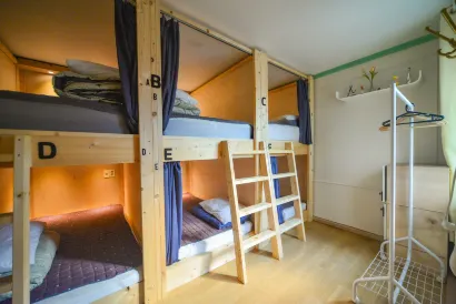 Seoul Papa House_Capsule Wood Bed