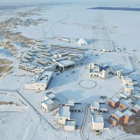 Fuhai Worlda Luxury Wilderness Hotel (Haishang Devil City)