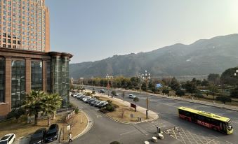 Fengjie Junle You Hotel