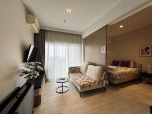 Veranda Residence 1Bed By Thita