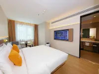 Homeinn Plus Hotel (Linjiang)
