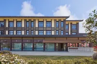 花築·四月天花園飯店 長興一品堂雕刻博物館附近的飯店