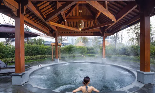 YIXING SHUIMO HENTIQUE RESORT