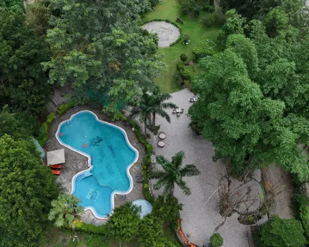The Solluna Resort Hotels in Almora