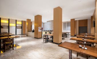 Lavande Hotels (Taixing Jiangping Road Yangguang Yipin)