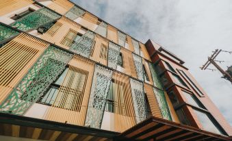 SureStay Plus Hotel by Best Western AC Luxe Angeles City