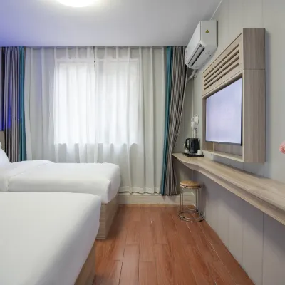 Fudu Hotel (Guangzhou Jiangtai Road Subway Station Zhujiang Hospital) Отели рядом с достопримечательностью «Стадион «Яньцзыган»»