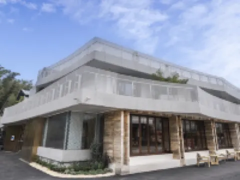 dobmbo Hotels in Changning