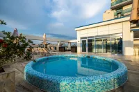 Hotel El Paraiso - ที่มีสระว่ายน้ำ