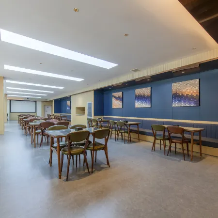 Elong Anyue Hotel (Jincheng City Yangcheng County Government Affairs Center)