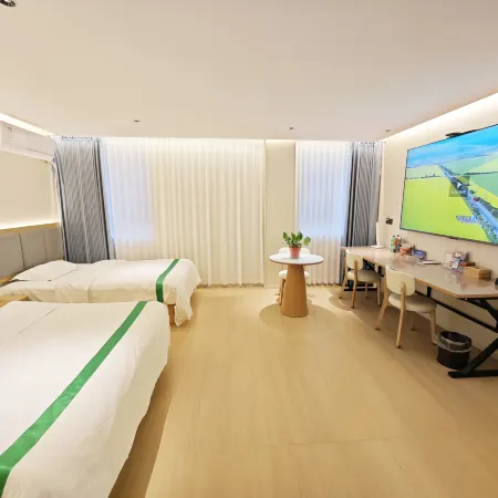 Waltz Hotel