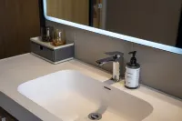 Home Inn Plus (Harbin Central Street Pedestrian Street Branch) Отели в г. Харбин