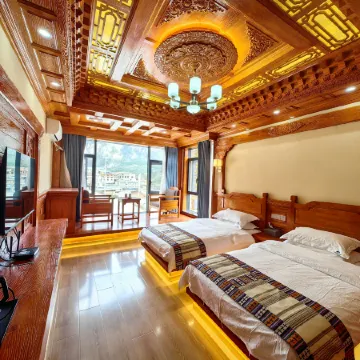 Zhagana Yunmu Scenic Homestay