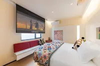Xiamen · Chunshanli | chūn shanli Cat Café Homestay (Yinyue Square Zhenzhuwan Beach Branch)