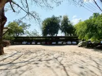 Herry Residence Hotels near San Phi Suea