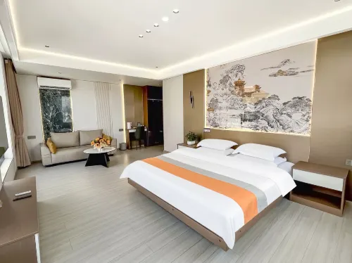 Mile Shengjin Huse Homestay (Huquan Ecological Park)