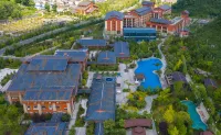 Liupanshui Waterfall Source Hotel (Liuzhi Longjing Hot Spring Scenic Area)