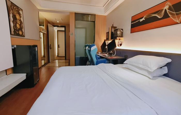 Aimu Hotel (Changge Yifeng City Plaza)