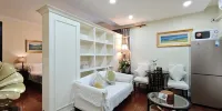 Ladoll Service Apartments - Boutique Queen Room