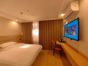 Holiday Inn Shanghai Viberly