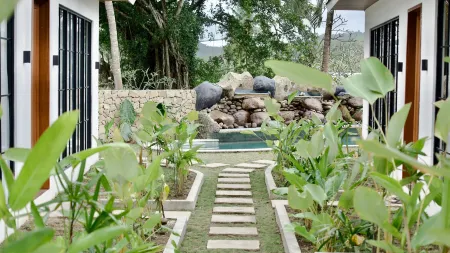 Malasama Suites Hotel Отели рядом с достопримечательностью «Mawun Beach»