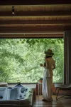 Bamboo Valley Guesthouse - Hot Tub