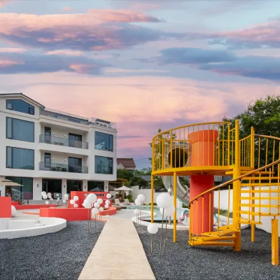 Yunmanli · 28HOW Family Vacation Designer Villa (Anji Fuyungu Scenic Area) Hotels near Glory - Castle In The Sky
