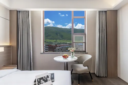 Morning Hotel (Abazhou Ngawa)