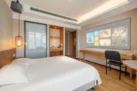 Xingchenju E-Sports & Cinema Homestay (Huaihai North Road, EGao Plaza Branch) Hôtels à : 