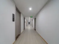Yinhai Hotel (Yinchuan High-Speed Railway Station Huaiyuan Night Market) - 2 stelle