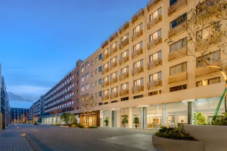 Yuanyueli Hotel (Dongguan International Trade Qifeng Park Metro Station Branch) Отели рядом с достопримечательностью «Ying'en Gate Tower»