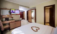 Cairo Taj Hotels & Suites - Dokki - Balkoner