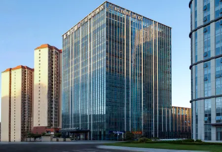Lanou International Hotel (Wanda Plaza Branch), Tianshui Отели рядом с достопримечательностью «Yuquanguan Scenic Area»