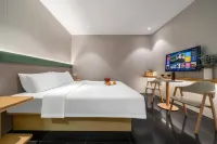 HaveANiceDayHuanman Audio-Visual City • ViewQingju Hotel (Wuyan Pedestrian Street, Shiyan) Hotels in Shiyan