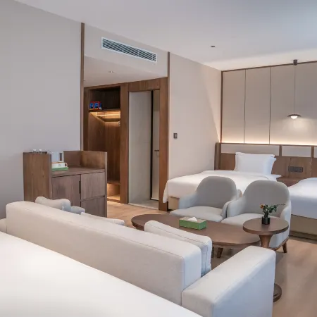 Boyuan Hotel (Lanzhou Old Street West Railway Station)