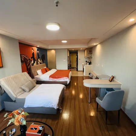 Xiangyu Seaview Homestay (Zhanjiang Wanda Rongsheng Plaza Branch)