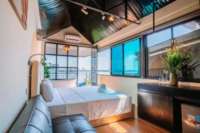 An Homestay Lakeview Apartment Отели в г. Ханой