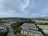 Near Airport K Avenue Homestay - Mountain view