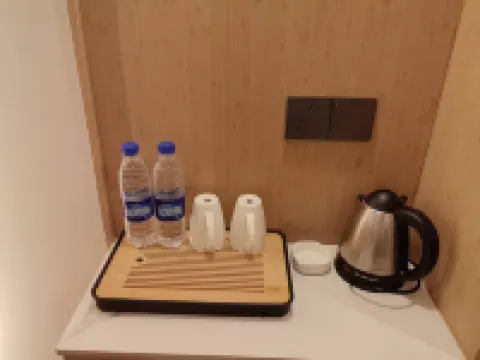 Rolls Qingyue Hotel (Liuzhou Luzhai County Government)