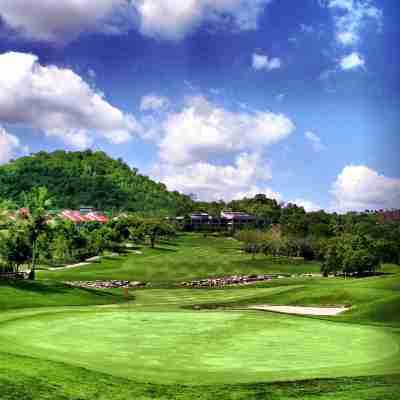 The Golf Lodge Hotel Laem Chabang Golf Hotel Exterior