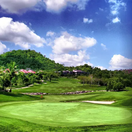 The Golf Lodge Hotel Laem Chabang Golf