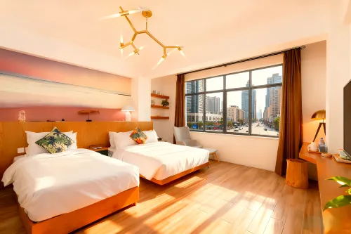 T-Moon Hotel (Nanmenwan)