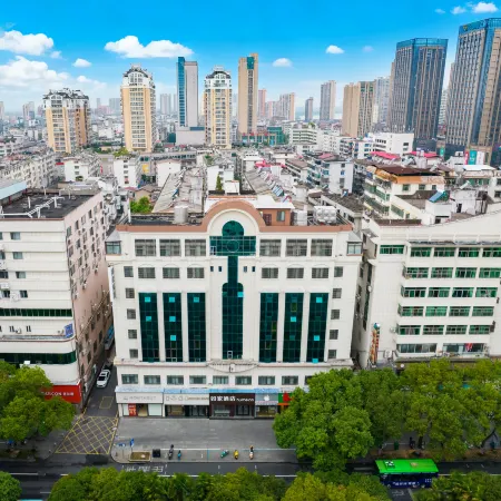 Homeinn · neo (Yingtan Kaixiang New World Center Square Jiaotong Road)