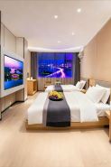 Fengyi Zhineng Light Luxury Hotel (Jiaxing Nanhu Yuehe Ancient Street)