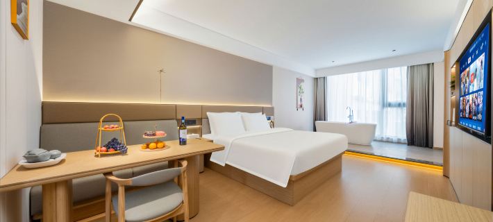 Ji Feng Resort Hotel (Lingshui Haiyun Plaza Branch) Hotel di Lingshui
