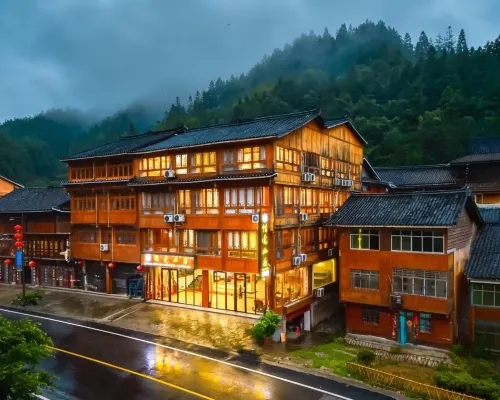 Xitu Mountain Lodge Chill Vibes Luxury Vacation Boutique Stay (Zhaoxing Scenic Area) Hotels in Liping
