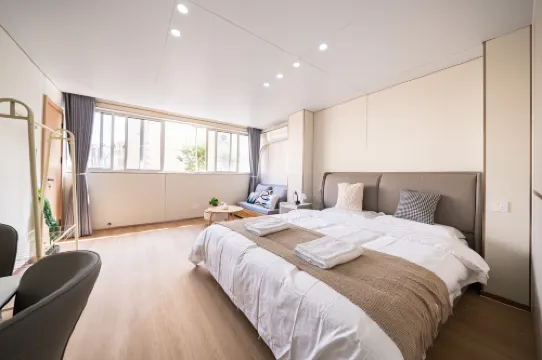 Jian Home Apartment Serviced Apartment (Shanghai Xuhui Jiaoda Store)