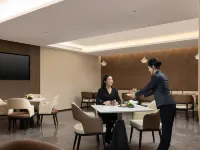 Atour Hotel Beijing Media University Guanzhuang Subway Station Hotels near Baliqiao Station