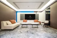 Starway Hotel (Yanji Municipal Government Yanbian University Internet-famous Wall) - Boutique